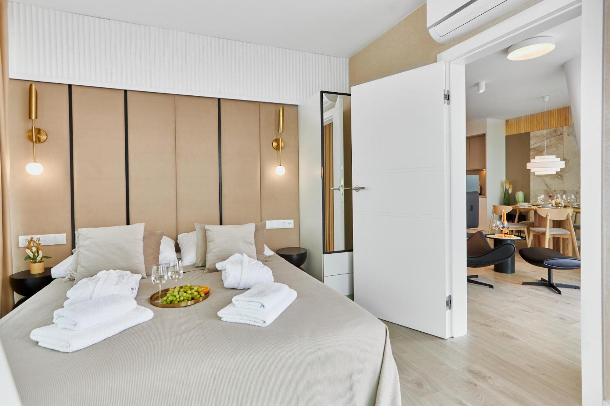 Wave Beachfront Family Apartment Miedzyzdroje Dış mekan fotoğraf