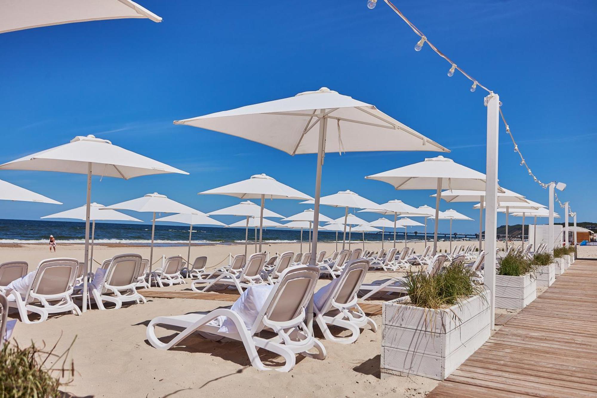 Wave Beachfront Family Apartment Miedzyzdroje Dış mekan fotoğraf